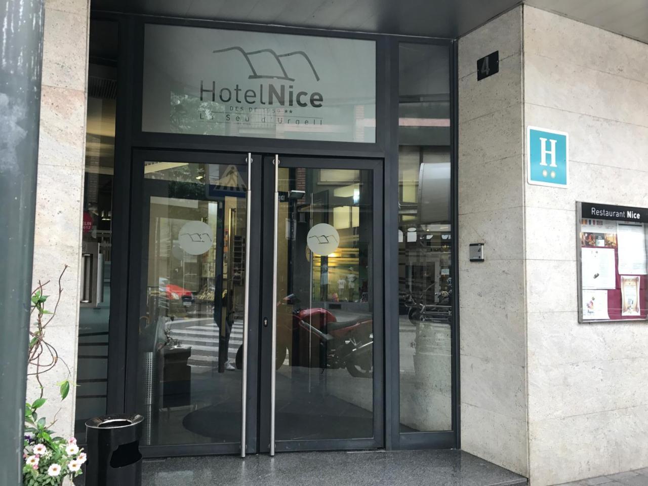 Hotel Nice La Seu d'Urgell Exterior foto